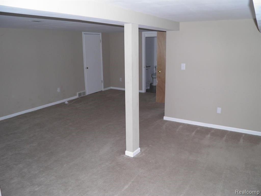 43805 HANFORD Road, Canton, MI 48187 — Photo 19