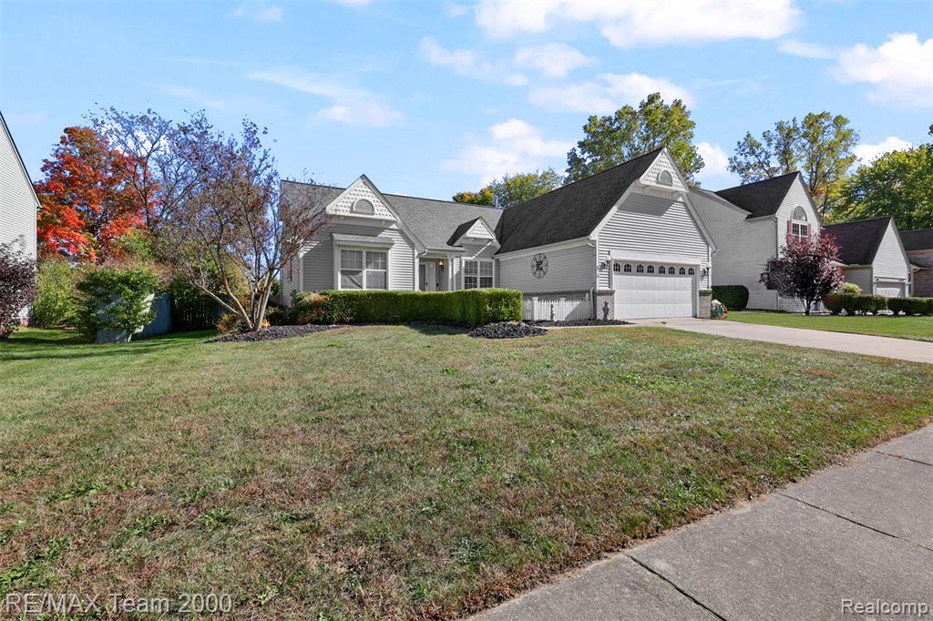 421 Light Tower Court, Belleville, MI 48111 — Photo 3