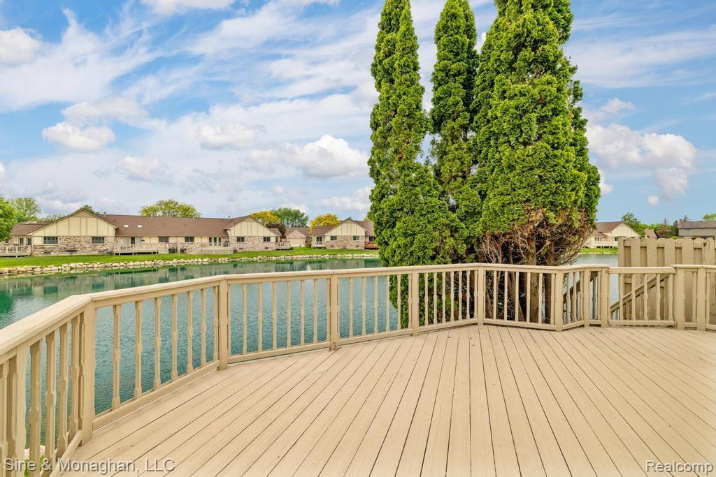 43389 RIVERBEND Boulevard, Clinton Twp, MI 48038 — Photo 9