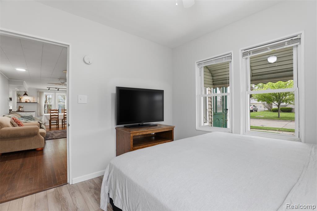 237 S Chocolay Avenue, Commerce Twp, MI — Photo 13