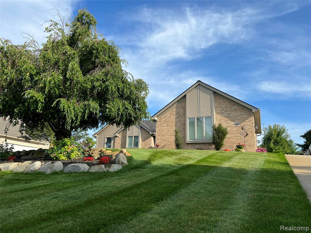 9095 Rotondo Drive, Howell, MI 48855 — Photo 19