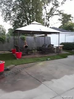 16855 Strathmoor Street, Detroit, MI 48235 — Photo 32