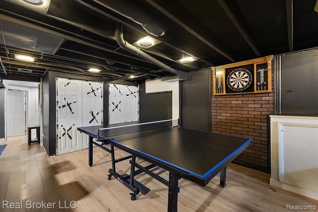 24348 Simmons Drive, Novi, MI — Photo 46