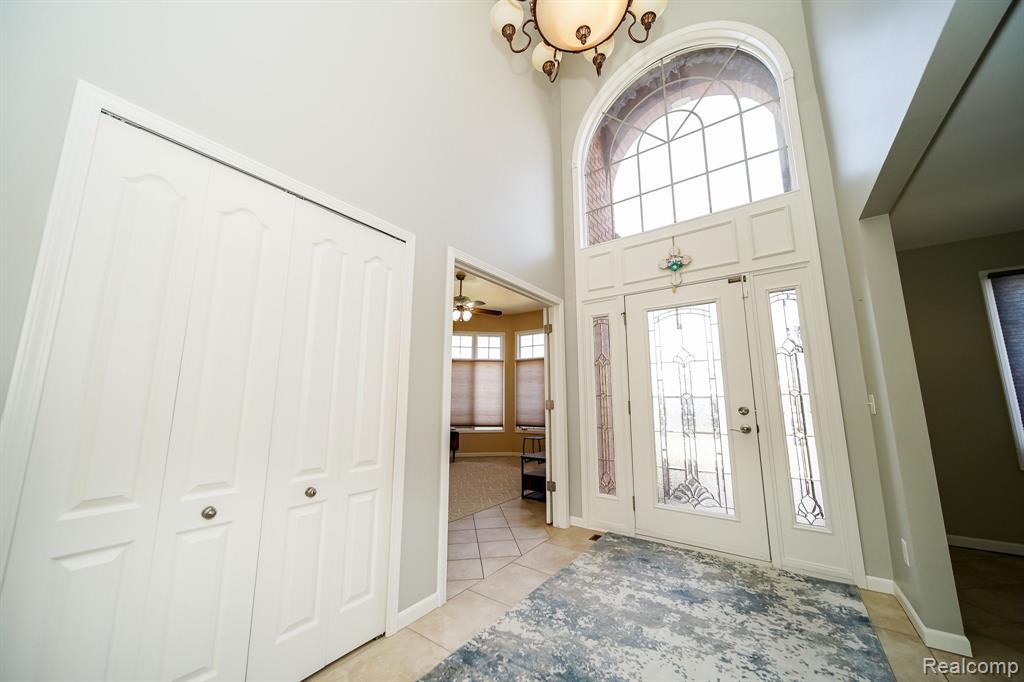 8670 LILLIAN Drive, Washington, MI — Photo 9