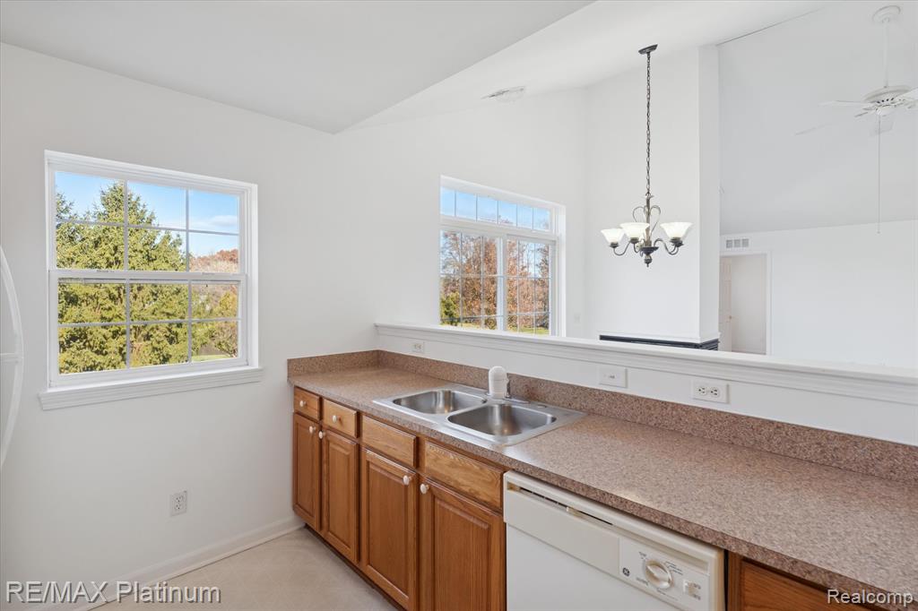 742 Olde English Circle, Howell, MI 48855 — Photo 11