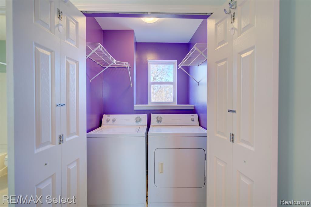 8056 LARK Lane, Grand Blanc, MI 48439 — Photo 29