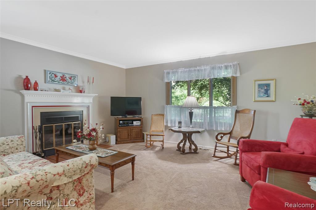 5236 Schlenker Road, Hamburg, MI — Photo 26