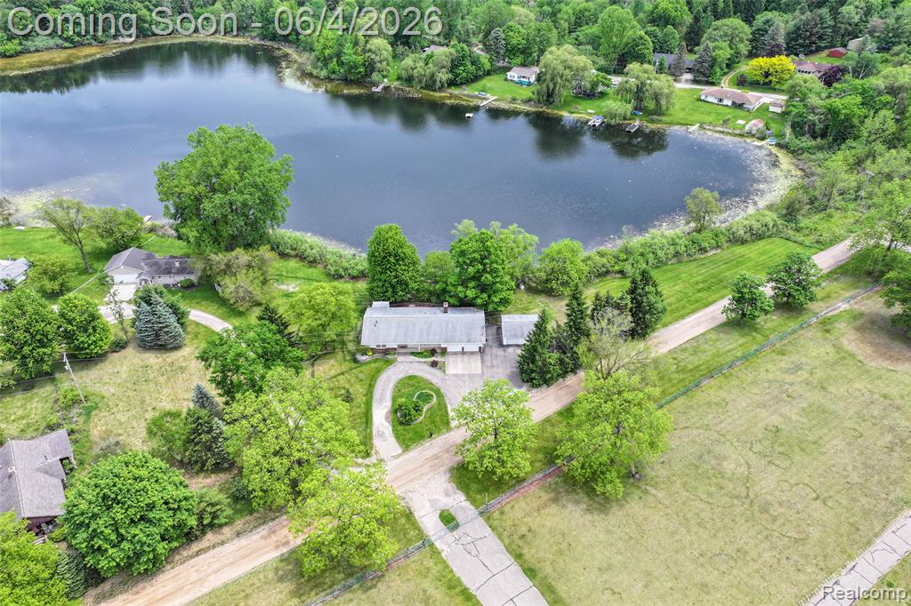 422 East Road, Holly, MI 48442 — Photo 6