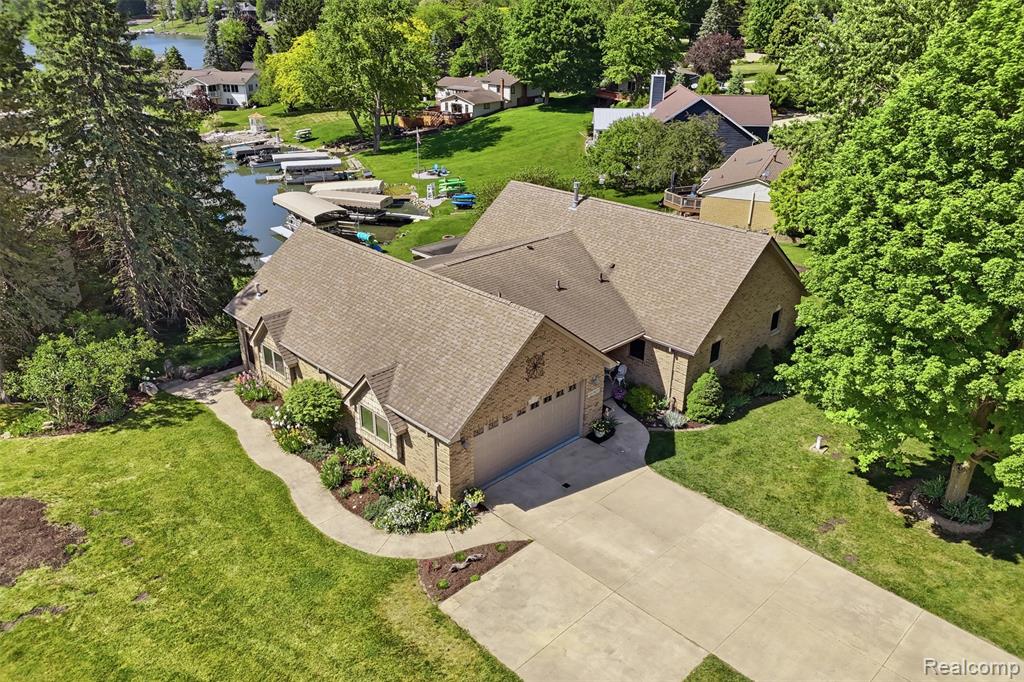 7477 Ore Knob Drive, Fenton, MI 48430 — Photo 68