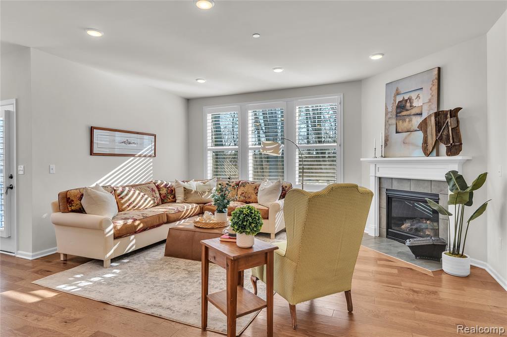 4633 CRESTWAY Drive, Brighton, MI 48116 — Photo 38