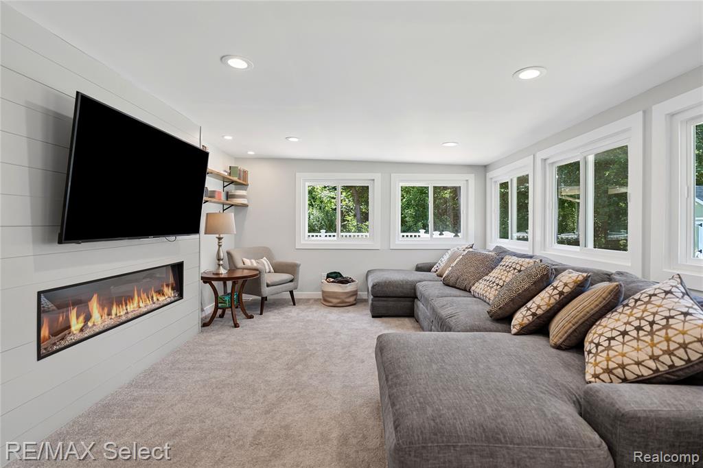 2456 N Tipsico Lake Road, Hartland, MI 48353 — Photo 26