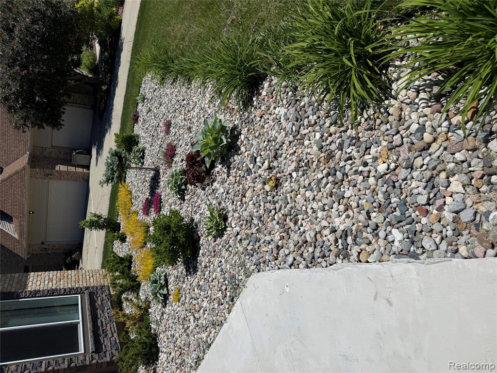 1217 Kings Carriage Road, Grand Blanc, MI 48439 — Photo 3