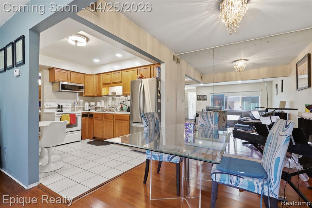 8727 Kennedy Circle, 4, Warren, MI 48093 — Photo 10