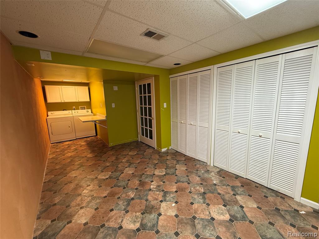 4377 Brighton Drive, Grand Blanc, MI 48439 — Photo 39