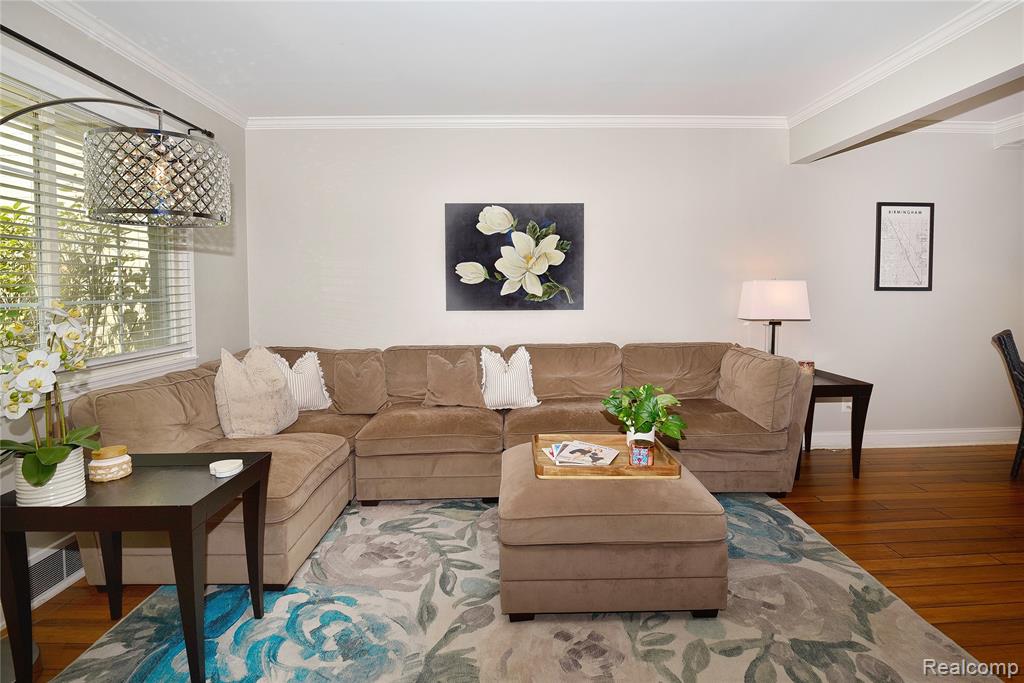 726 Graefield Court, Birmingham, MI 48009 — Photo 5