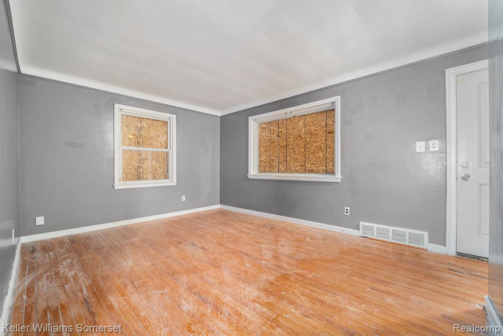 6306 FARMBROOK Street, Detroit, MI 48224 — Photo 3