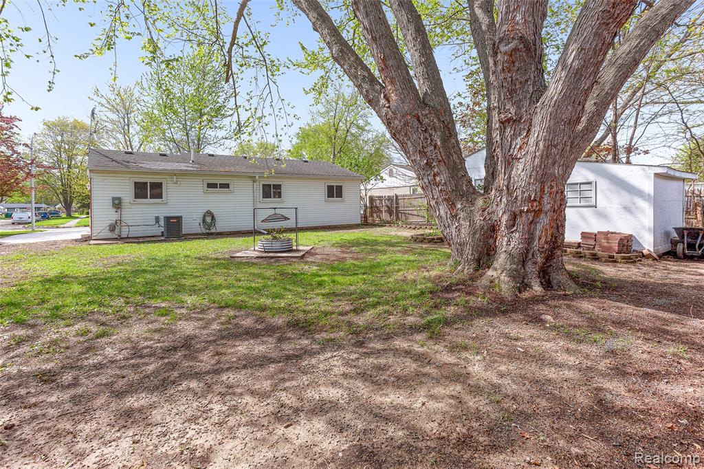 10753 Van Buren Street, Van Buren, MI 48111 — Photo 28