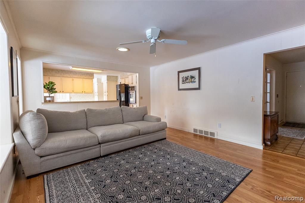 9268 La Spezia Drive, Davison, MI 48423 — Photo 16