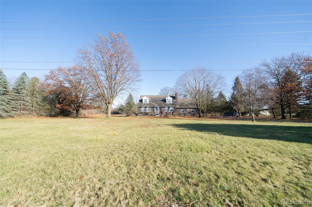 9459 Morrish Road, Swartz Creek, MI 48473 — Photo 9
