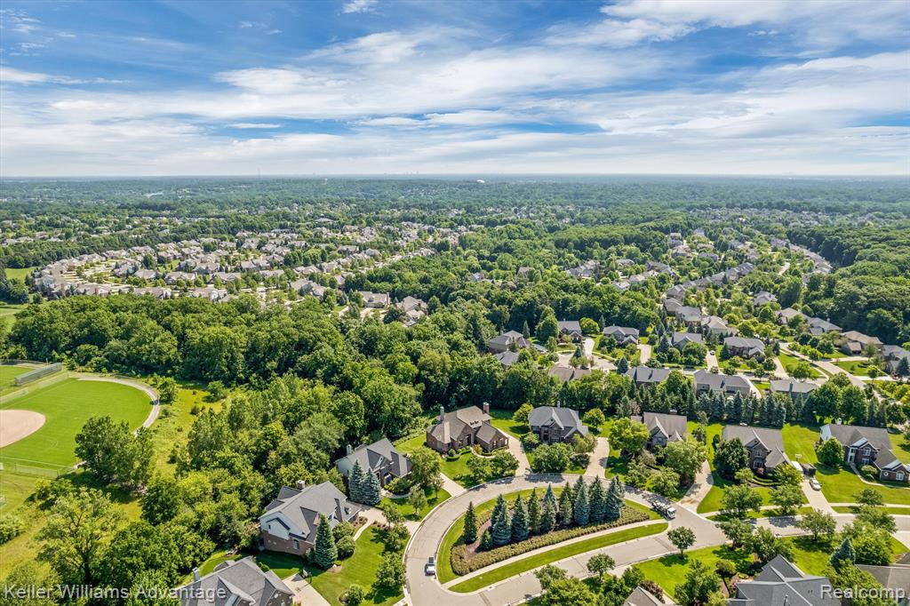 15780 CRYSTAL DOWNS E, Northville, MI 48168 — Photo 55