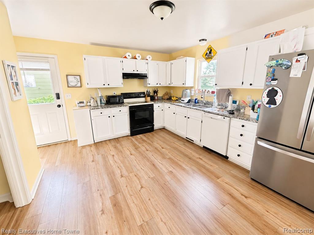 2914 South Boulevard, Port Huron, MI 48060 — Photo 21