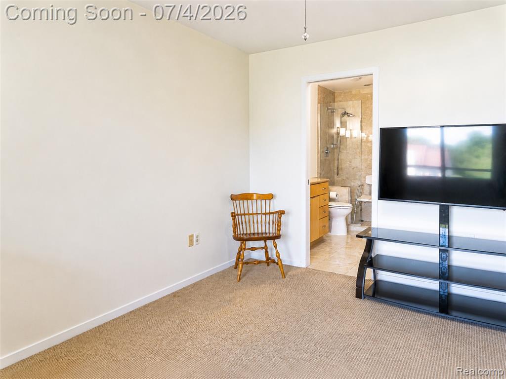 754 Ashley Circle, Rochester Hills, MI 48307 — Photo 23