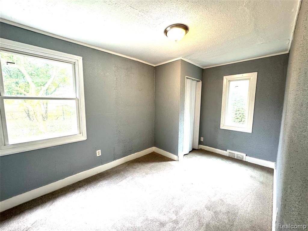 10043 Berkshire Street, Detroit, MI 48224 — Photo 23