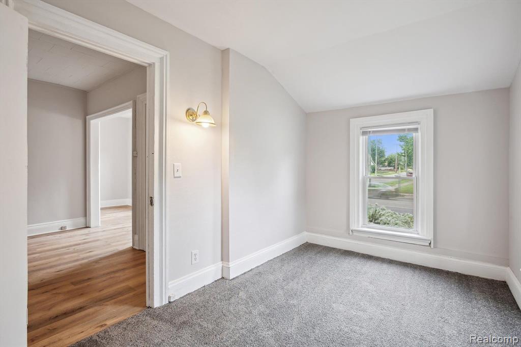 533 W GANSON Street, Jackson, MI 49201 — Photo 17