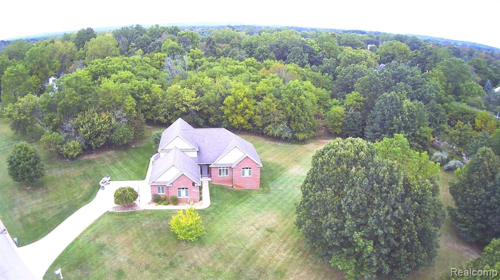 6435 Thompson Pond Drive, Whitmore Lake, MI 48189 — Photo 42