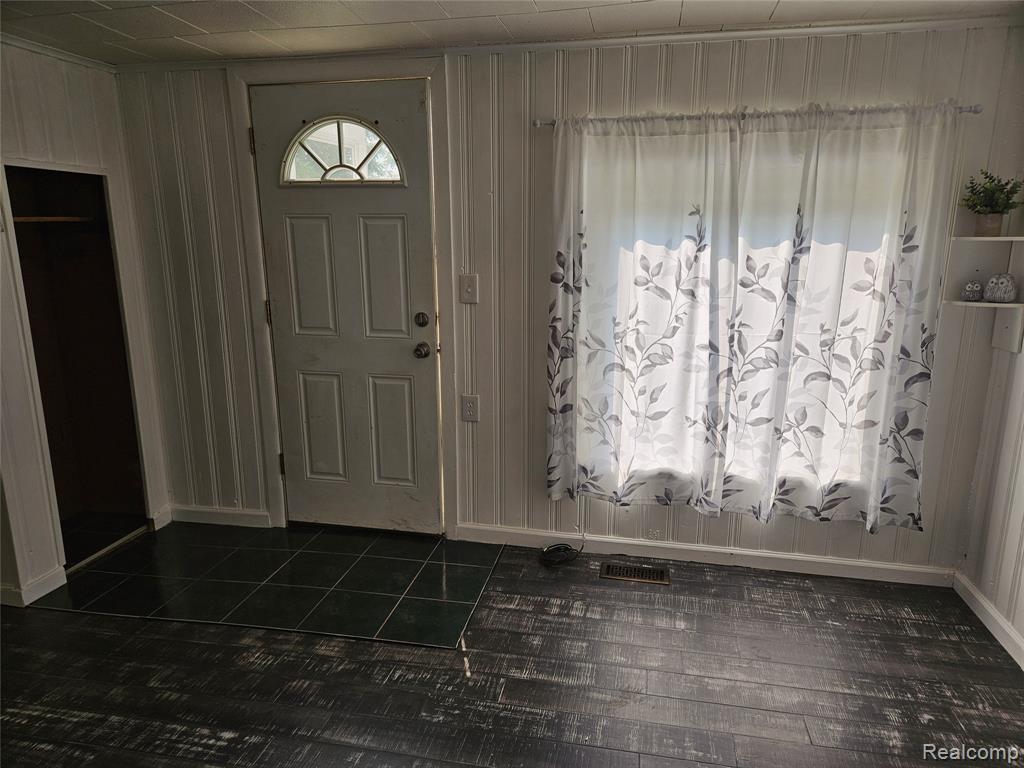 611 Beck Avenue, Owosso, MI 48867 — Photo 12