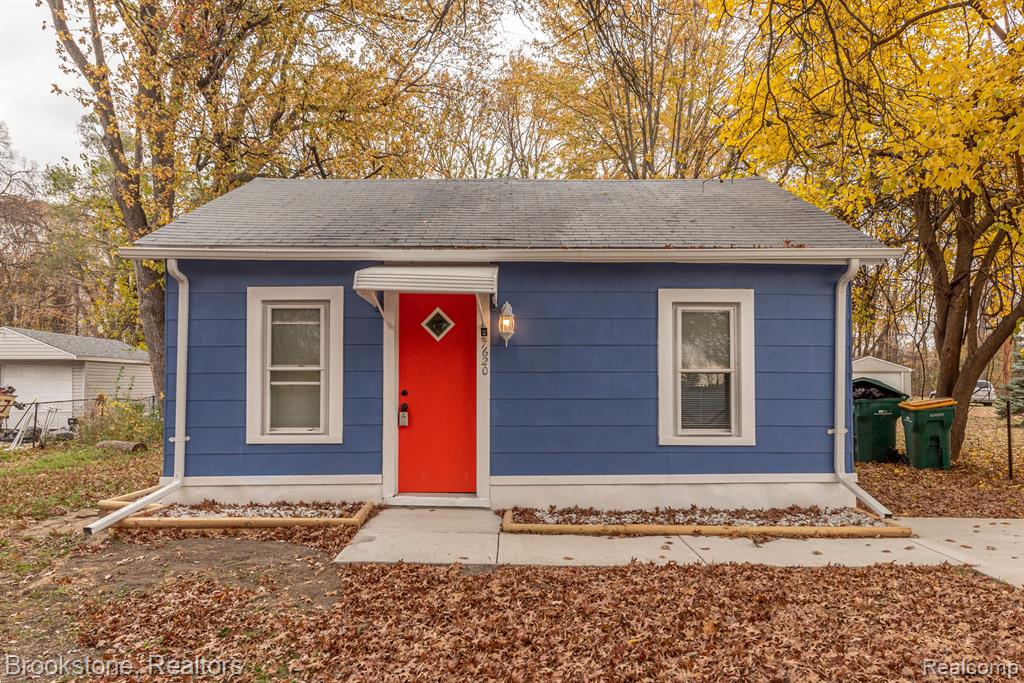 27620 NEWCASTLE Street, Romulus, MI 48174