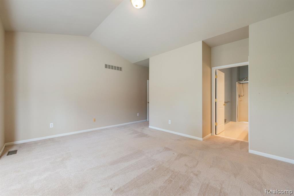 40658 Saint Louis Drive, Clinton Twp, MI 48038 — Photo 43
