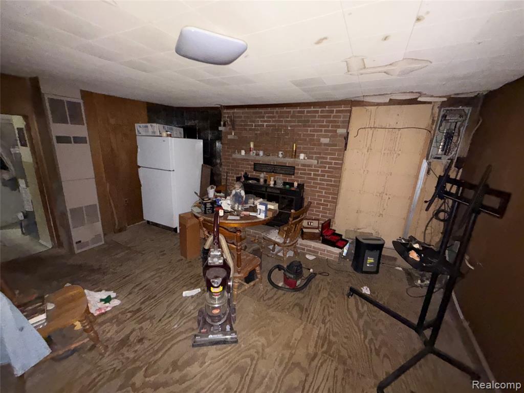 86 Gaige Street, Croswell, MI 48422 — Photo 7