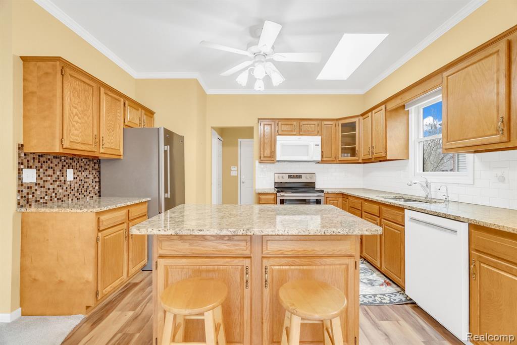 4039 Stoney Creek Drive, Fort Gratiot, MI 48059 — Photo 15