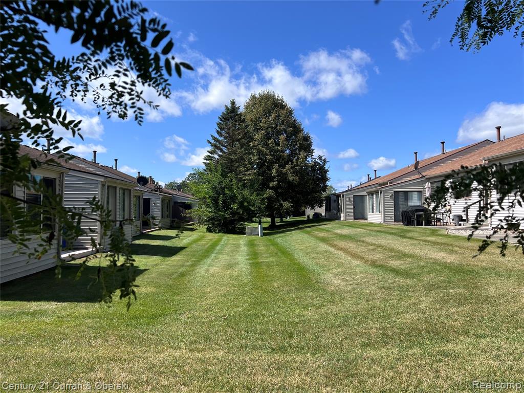 61958 Ticonderoga Drive, South Lyon, MI 48178 — Photo 31