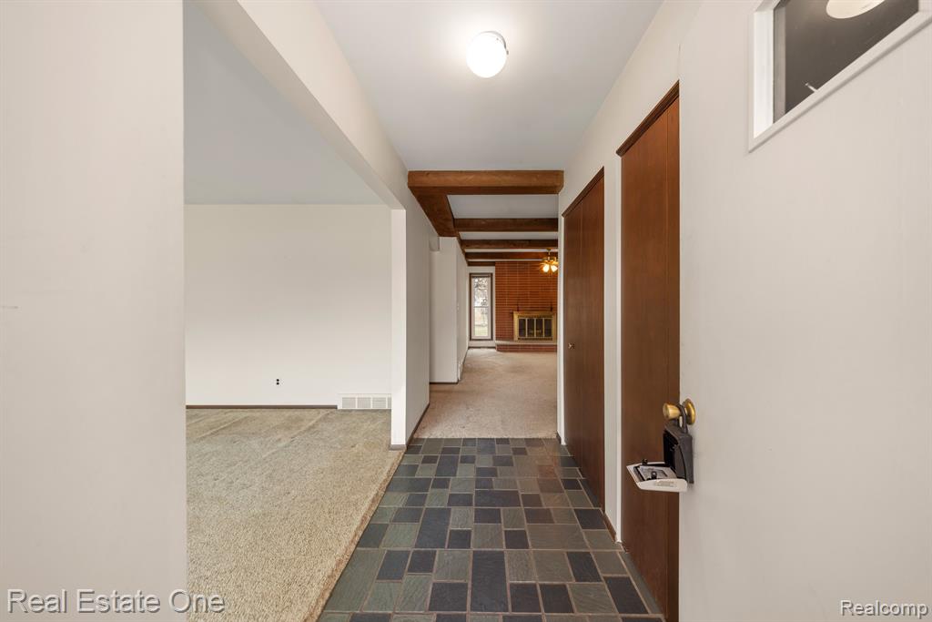 41650 BORCHART Drive, Novi, MI — Photo 4