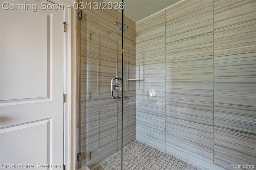 2721 S Spurway Drive, Ann Arbor, MI 48105 — Photo 26