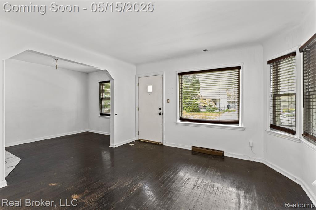 17486 Maine Street, Hamtramck, MI 48212 — Photo 10