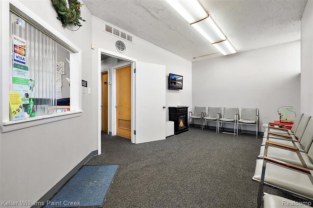 16068 E 8 Mile Road, Detroit, MI 48205 — Photo 8