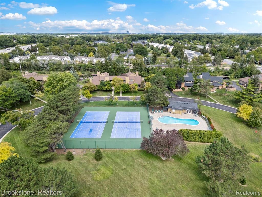 1652 S Hill Circle, Bloomfield Hills, MI 48304 — Photo 40