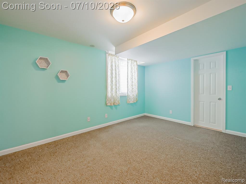 57492 Hawthorn Drive, Washington, MI — Photo 23