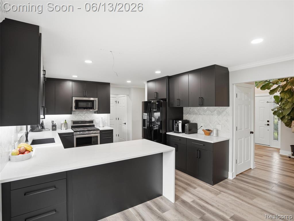 7668 Ring Neck Drive, Waterford, MI 48327 — Photo 12