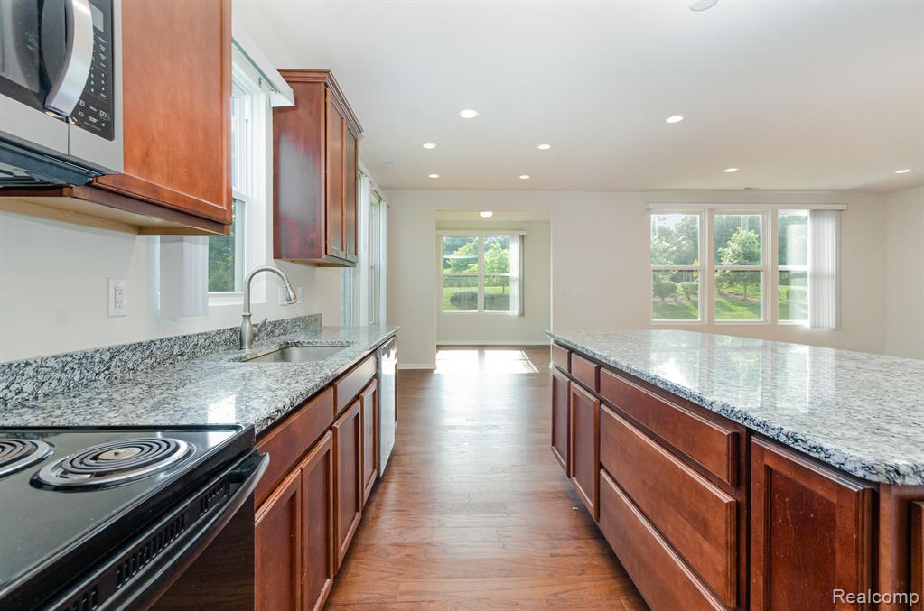 4000 Ashdale Way, Clarkston, MI 48348 — Photo 7