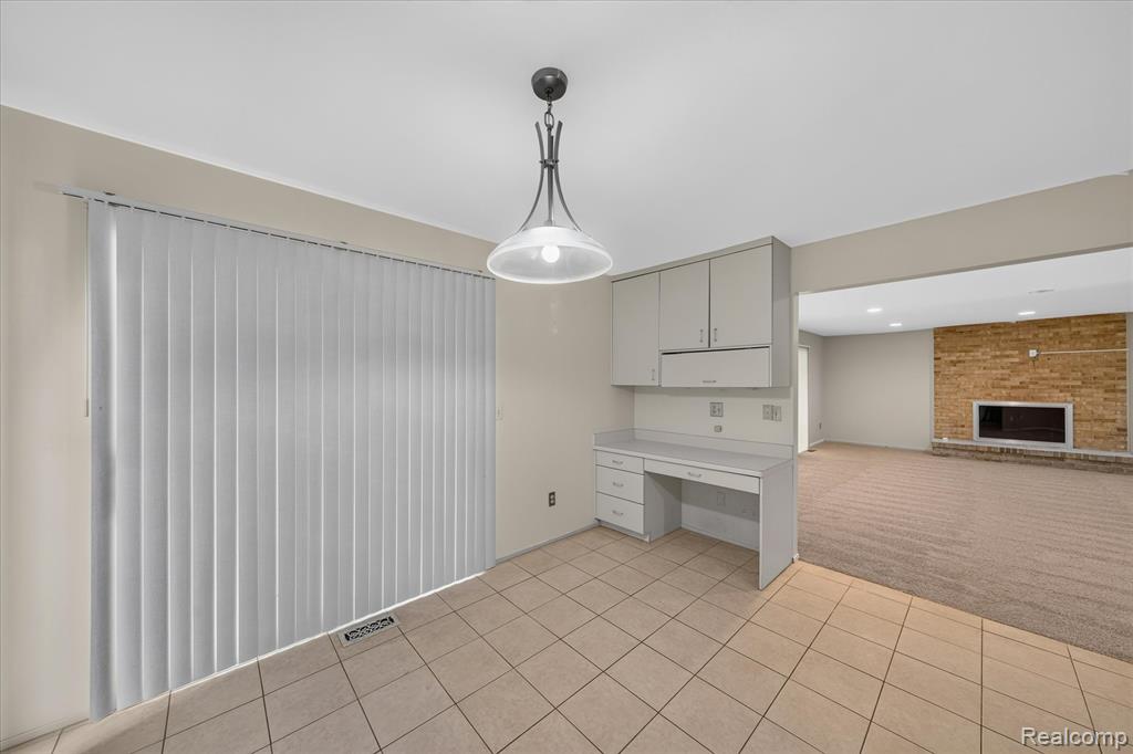 6153 Pickwood Drive, West Bloomfield, MI — Photo 14
