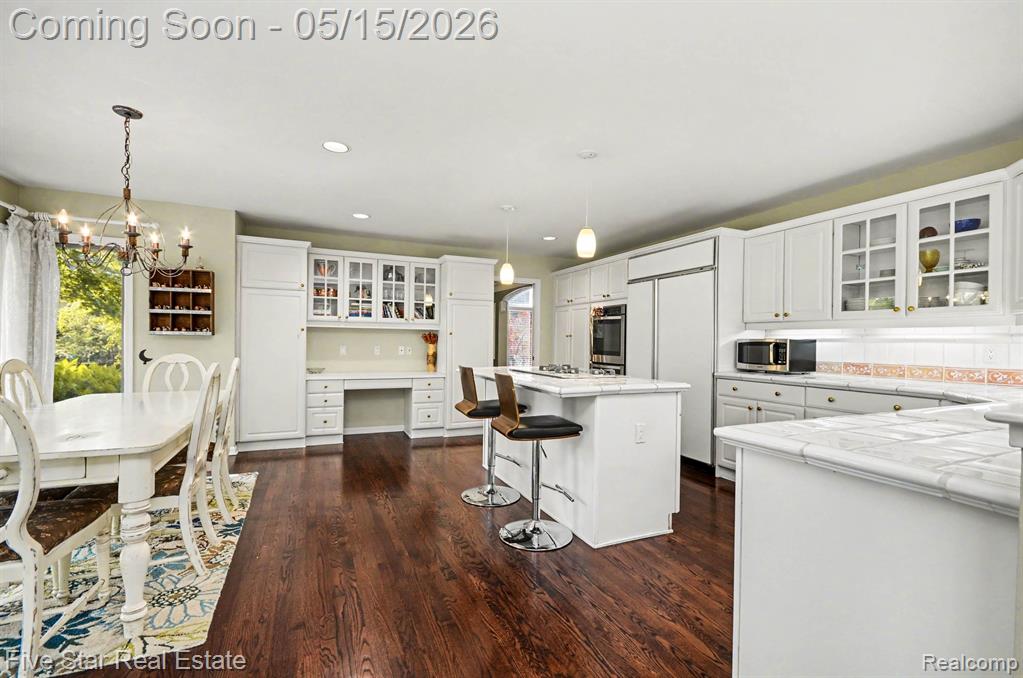 4689 Mirror Lake Drive, West Bloomfield, MI 48323 — Photo 14