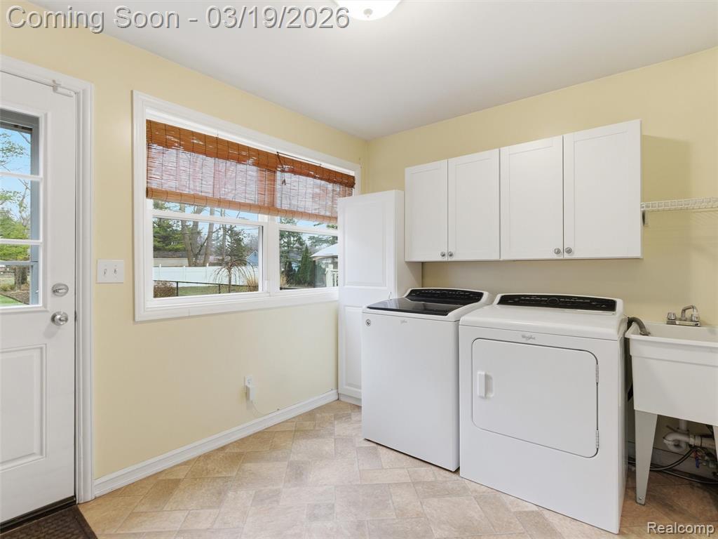 27320 Sunset Boulevard E, Lathrup Village, MI 48076 — Photo 24
