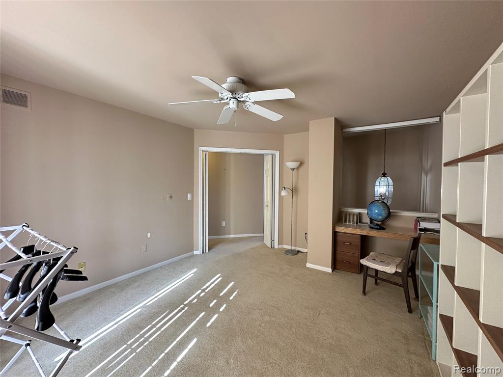 2753 MAITLAND Drive, Ann Arbor, MI 48105 — Photo 22