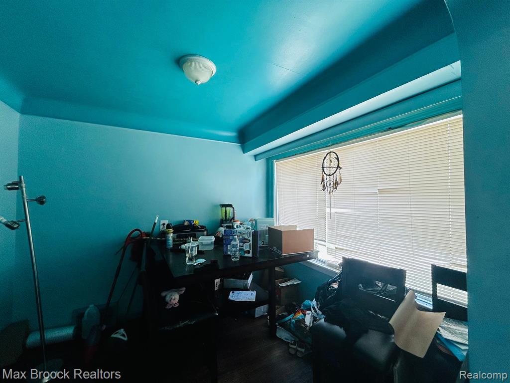 11329 MINOCK Street, Detroit, MI 48228 — Photo 4