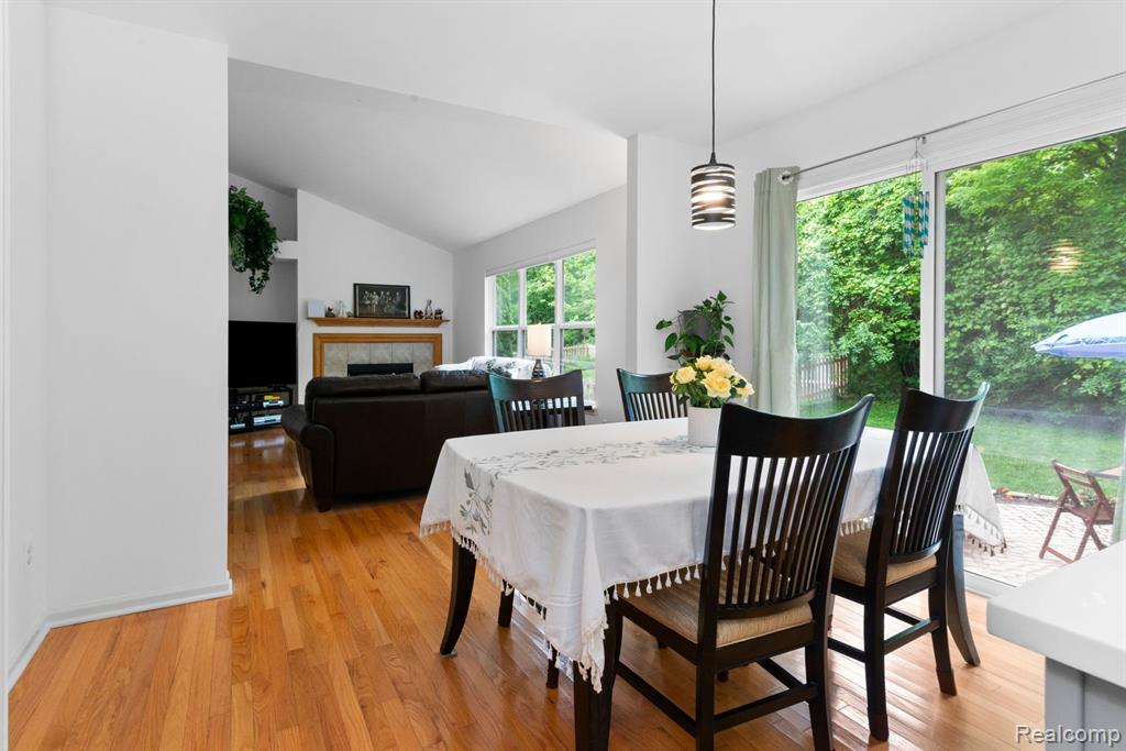 3251 DUNWOODIE Road, Ann Arbor, MI 48105 — Photo 27