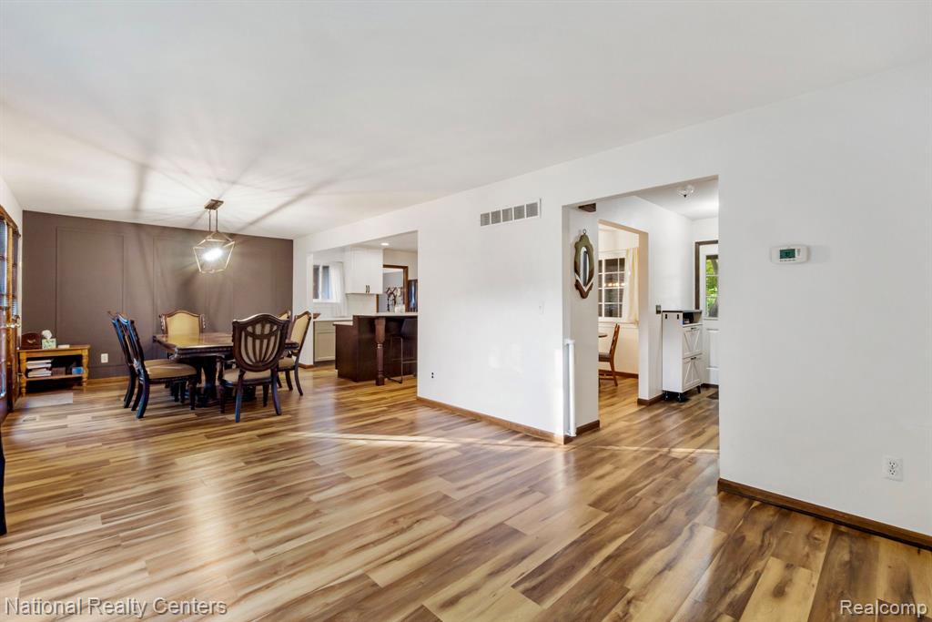 5785 Patterson Drive, Troy, MI 48085 — Photo 11